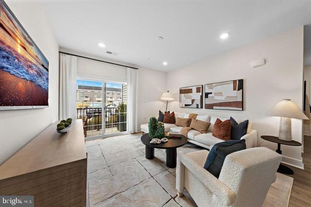 1105 MARY ASHBY WAY, Pennington, NJ 08534