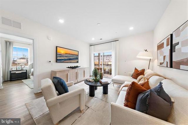 1105 MARY ASHBY WAY, Pennington, NJ 08534