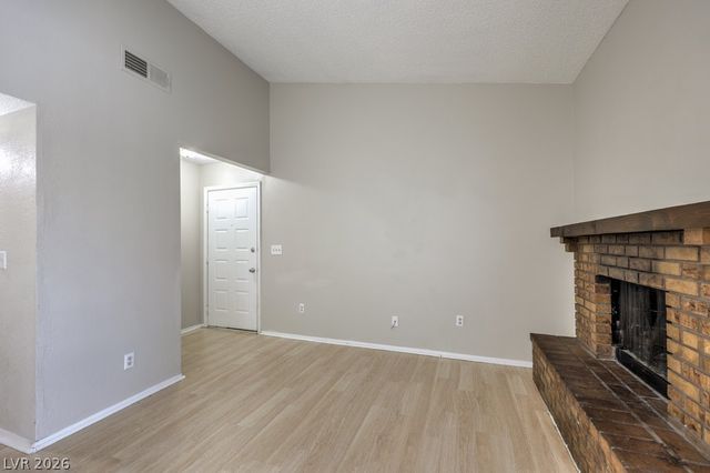 2981 Country Manor Lane 122, Las Vegas, NV 89115