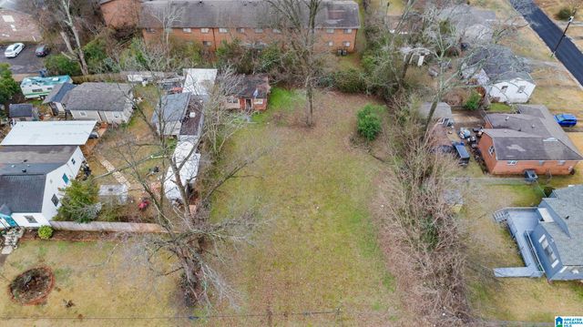 2423 LEE AVENUE SW, Birmingham, AL 35211