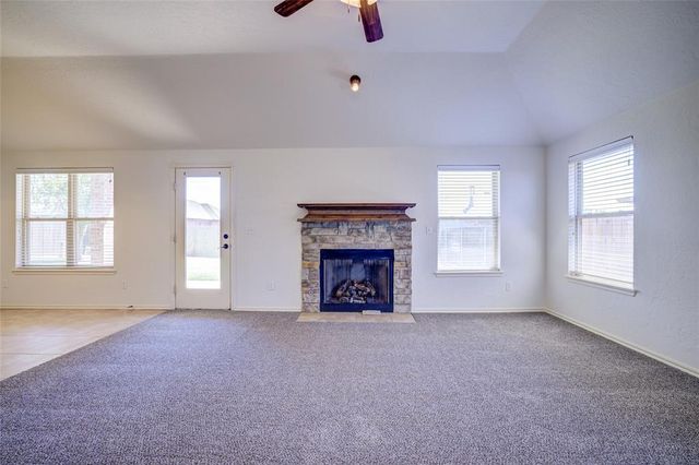 1800 NE 32nd Street, Moore, OK 73160