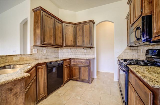 1800 NE 32nd Street, Moore, OK 73160