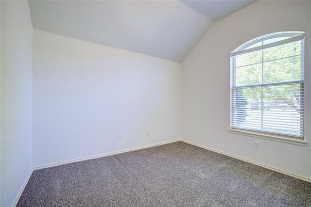 1800 NE 32nd Street, Moore, OK 73160