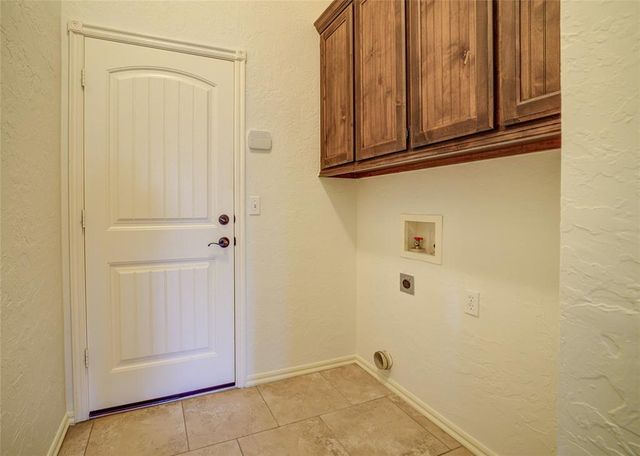 1800 NE 32nd Street, Moore, OK 73160