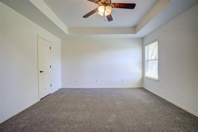 1800 NE 32nd Street, Moore, OK 73160