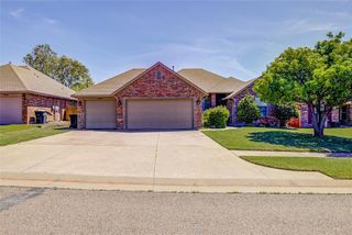 1800 NE 32nd Street, Moore, OK 73160