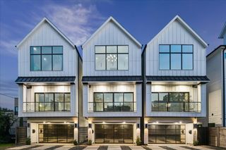 209 W 10th 1/2 Street, Houston, TX 77008