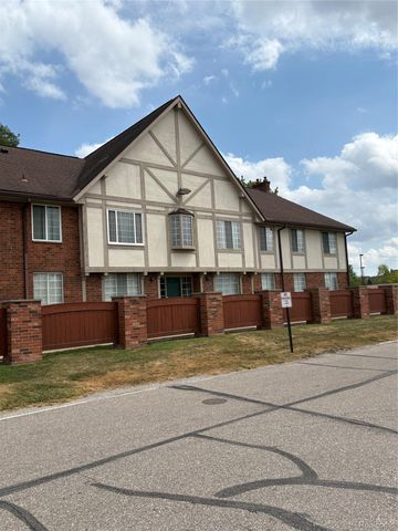 30200 Southfield Road, Southfield, MI 48076