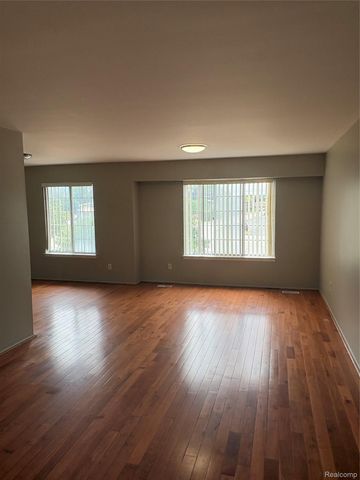 30200 Southfield Road, Southfield, MI 48076