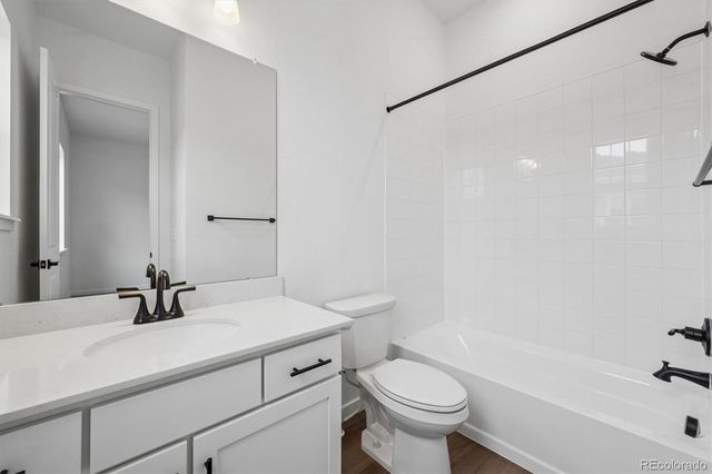 3851 N Haleyville Street, Aurora, CO 80019