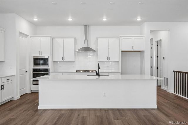 3851 N Haleyville Street, Aurora, CO 80019