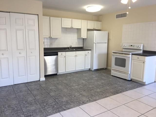 643 Executive Center Drive Q-105, West Palm Beach, FL 33401