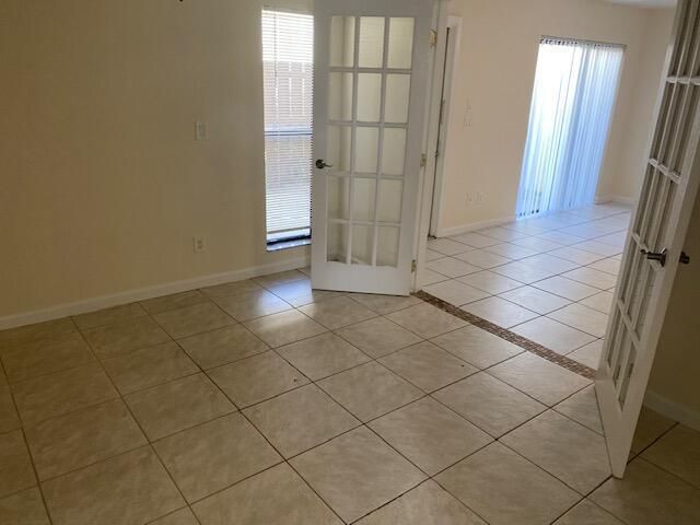 643 Executive Center Drive Q-105, West Palm Beach, FL 33401