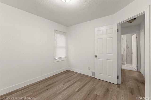 11366 Vaughan Street, Detroit, MI 48228