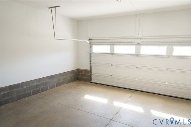 8120 Carriage Bend Ln, Henrico, VA 23294