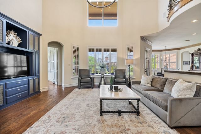 125 Manor Drive, Heath, TX 75032