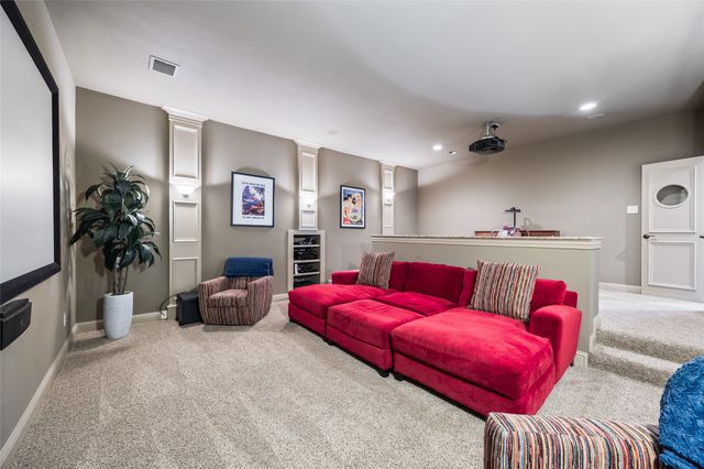 125 Manor Drive, Heath, TX 75032