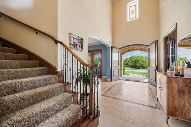 125 Manor Drive, Heath, TX 75032