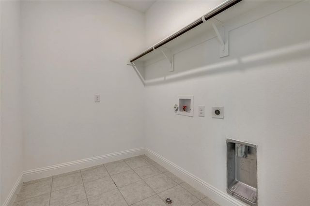 3716 Prague Mews, Dallas, TX 75236