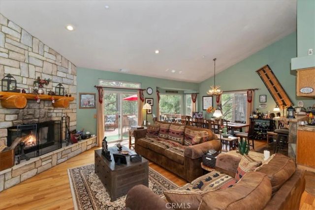 160 Birchwood, Lake Arrowhead, CA 92352