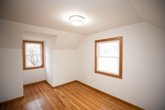 185 49th Avenue NE, Fridley, MN 55421