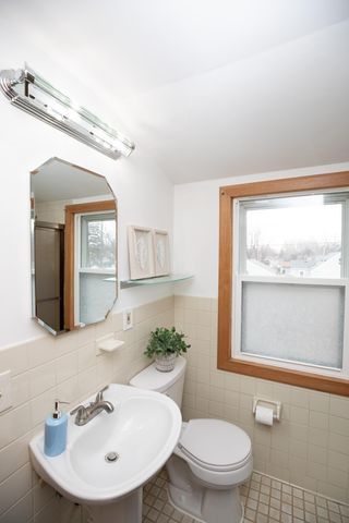 185 49th Avenue NE, Fridley, MN 55421