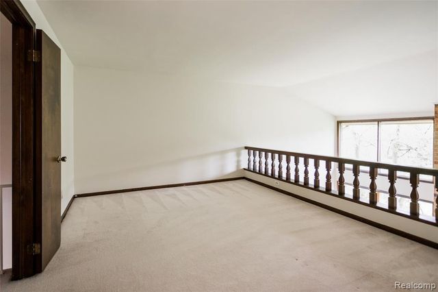 7118 Pebble Park Drive, West Bloomfield, MI 48322