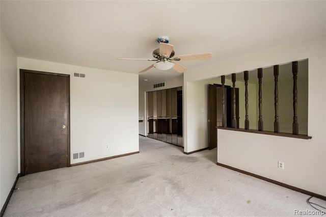 7118 Pebble Park Drive, West Bloomfield, MI 48322