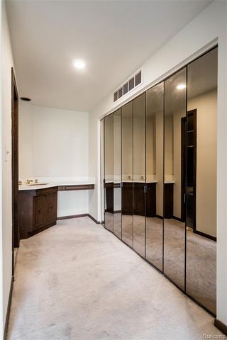 7118 Pebble Park Drive, West Bloomfield, MI 48322