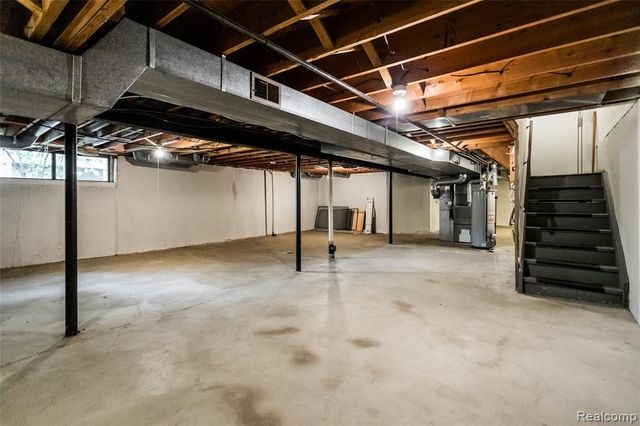 7118 Pebble Park Drive, West Bloomfield, MI 48322