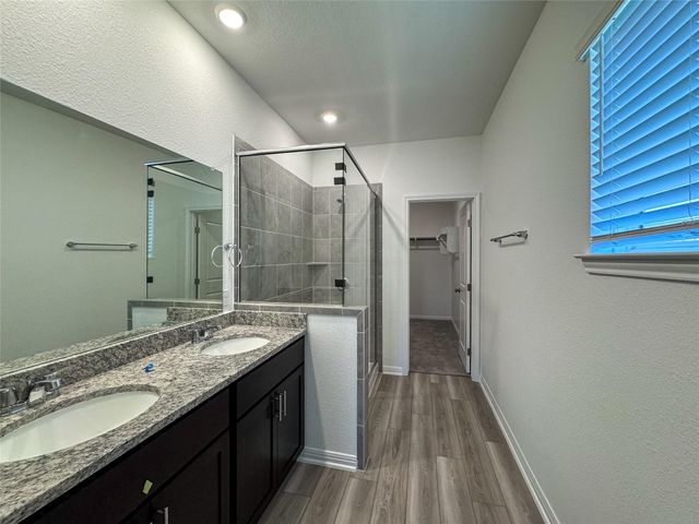 219 Mad Pupper DR, Buda, TX 78610