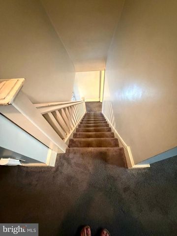 172 W RIDGE, Linwood, PA 19061
