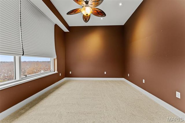 8025 Maryland Avenue 6A, Clayton, MO 63105