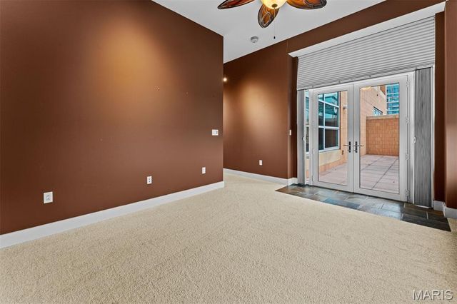 8025 Maryland Avenue 6A, Clayton, MO 63105