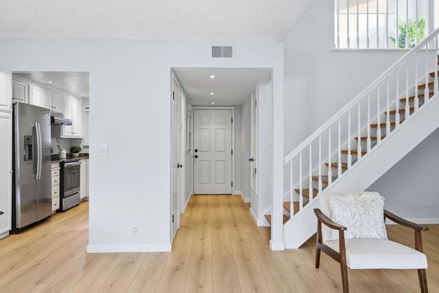 107 Evandale, Mountain View, CA 94043