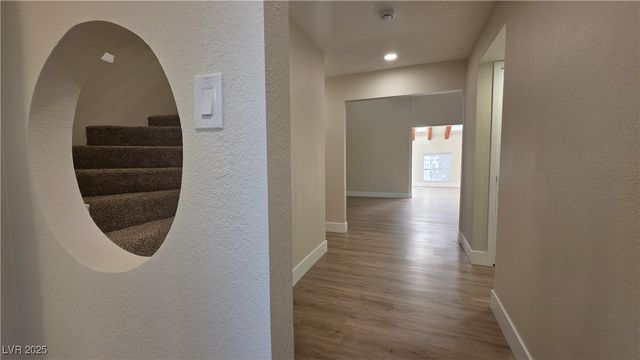 1312 Oak Tree Lane, Las Vegas, NV 89108