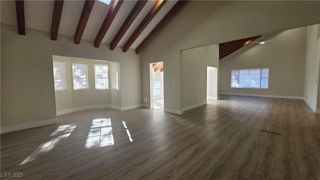 1312 Oak Tree Lane, Las Vegas, NV 89108