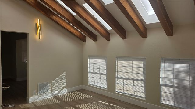 1312 Oak Tree Lane, Las Vegas, NV 89108