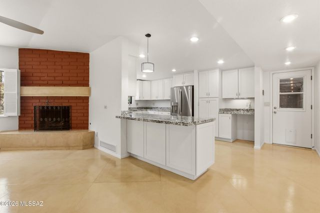 5301 E Placita Bosque, Tucson, AZ 85718