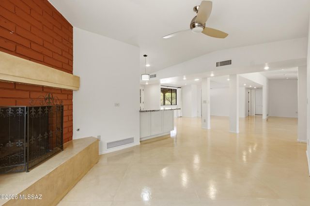 5301 E Placita Bosque, Tucson, AZ 85718