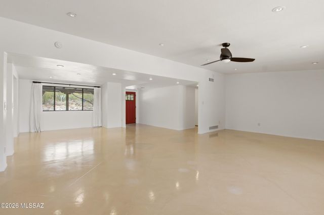 5301 E Placita Bosque, Tucson, AZ 85718