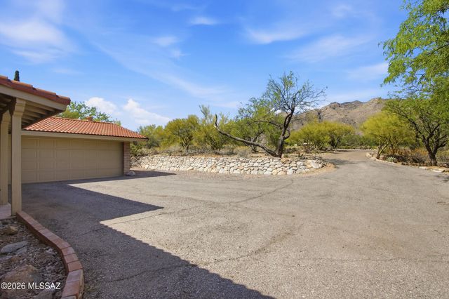 5301 E Placita Bosque, Tucson, AZ 85718