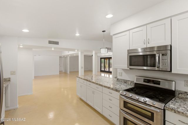 5301 E Placita Bosque, Tucson, AZ 85718