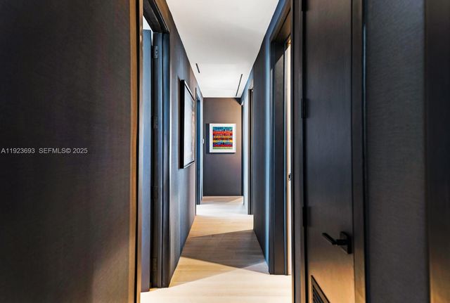 800 S Pointe Dr 801, Miami Beach, FL 33139