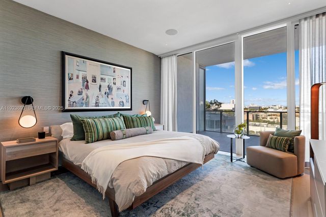 800 S Pointe Dr 801, Miami Beach, FL 33139