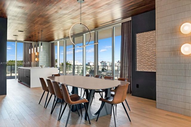 800 S Pointe Dr 801, Miami Beach, FL 33139