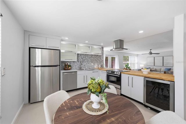 2546 PARMA STREET, Sarasota, FL 34231