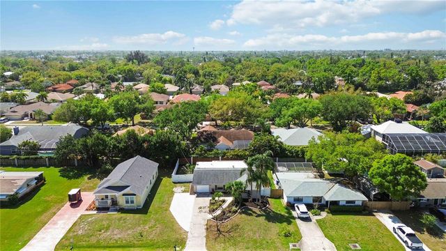 2546 PARMA STREET, Sarasota, FL 34231