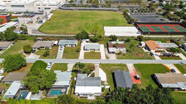 2546 PARMA STREET, Sarasota, FL 34231