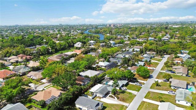 2546 PARMA STREET, Sarasota, FL 34231